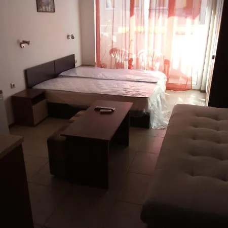 Orange Studio A14 & A39 Апартаменты *
